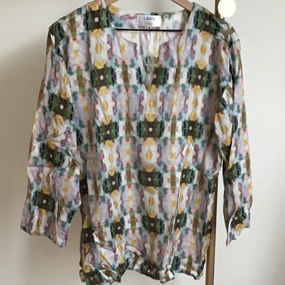 Laura Park Tunic Size Medium Multi Colored Art Design